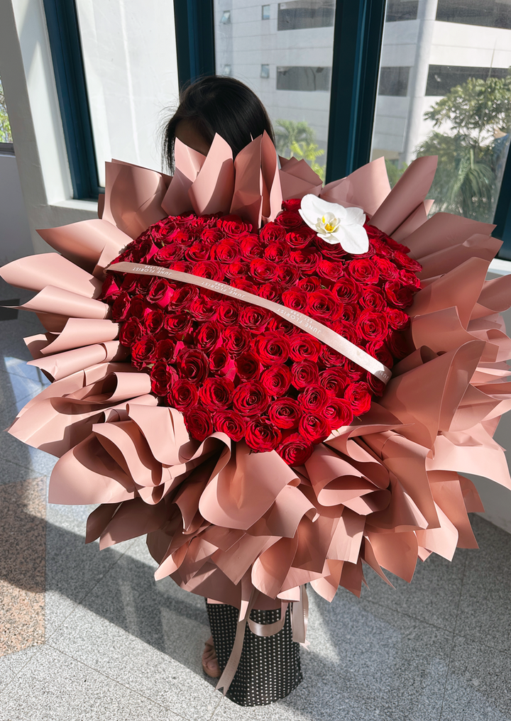 99 Red heart Roses