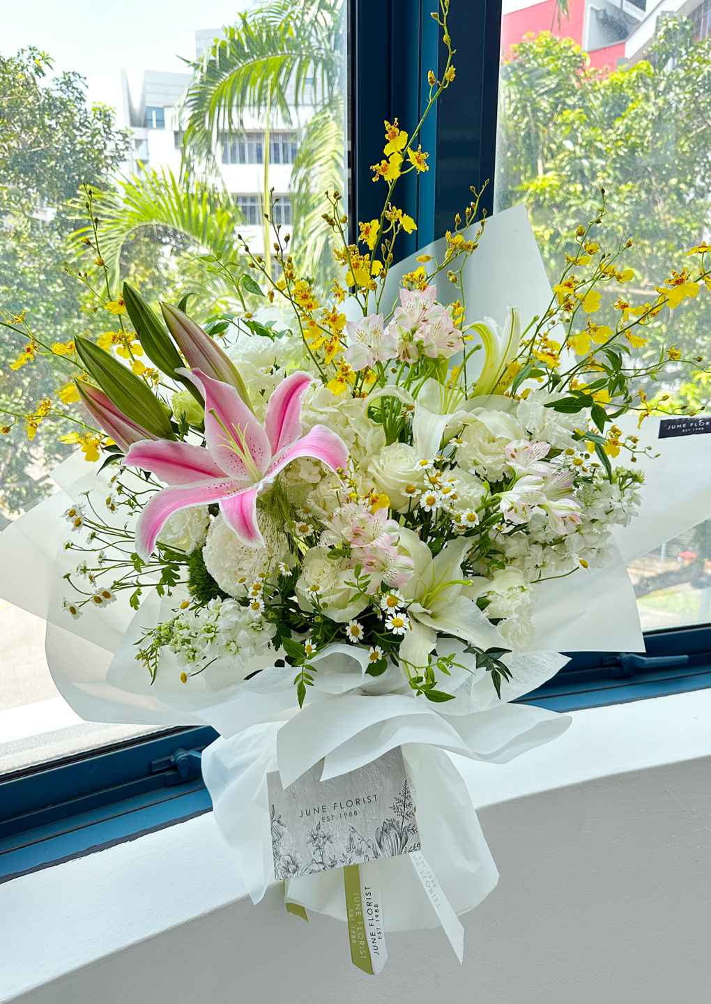 lily flower in korean LILY FLOWER BOUQUET 069 – June Florist