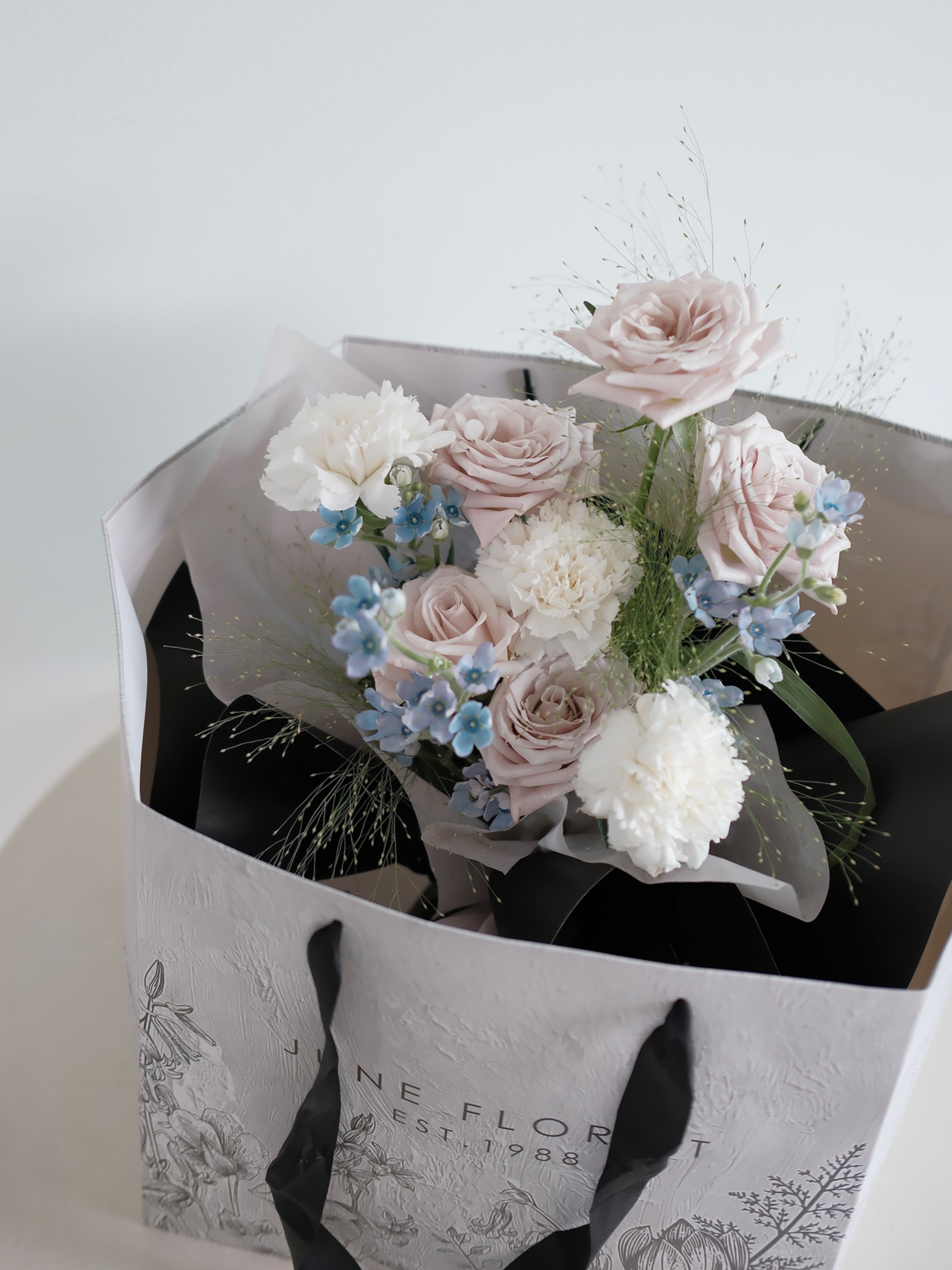 FLOWER BOUQUET (Same-day) 043 – June Florist