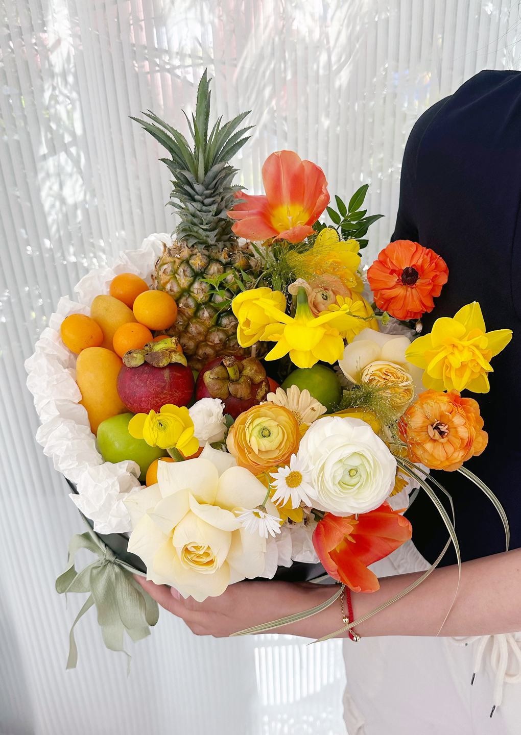 FRUIT HAMPER 011