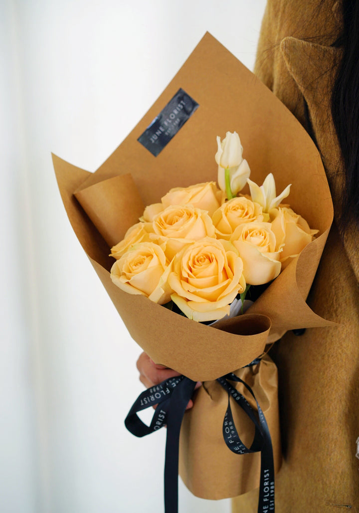 FLOWER BOUQUET(Champagne Rose) 052