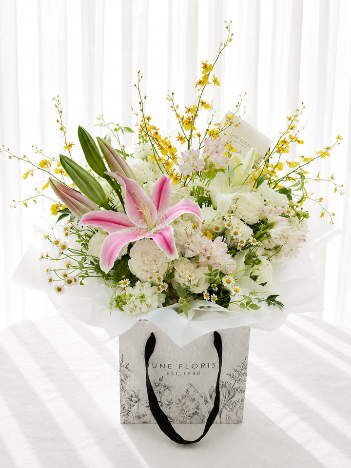 LILY FLOWER BOUQUET 069