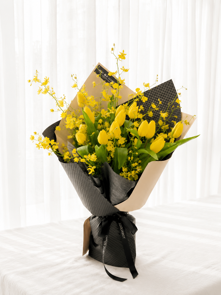 Tulip bouquet 121