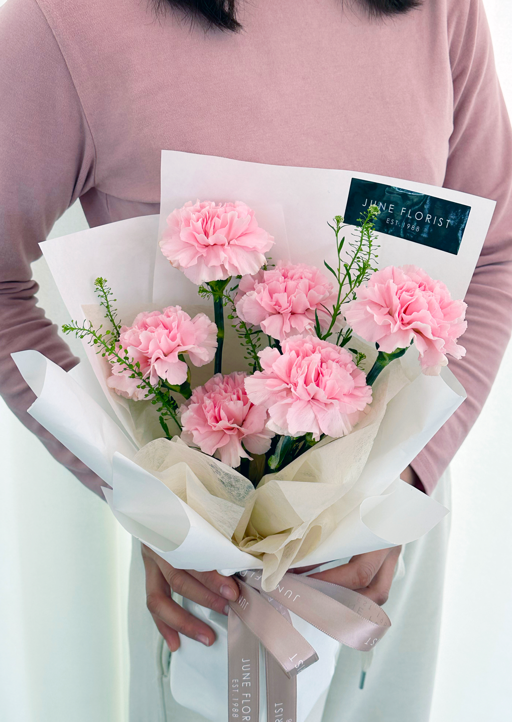 CARNATION BOUQUET 063