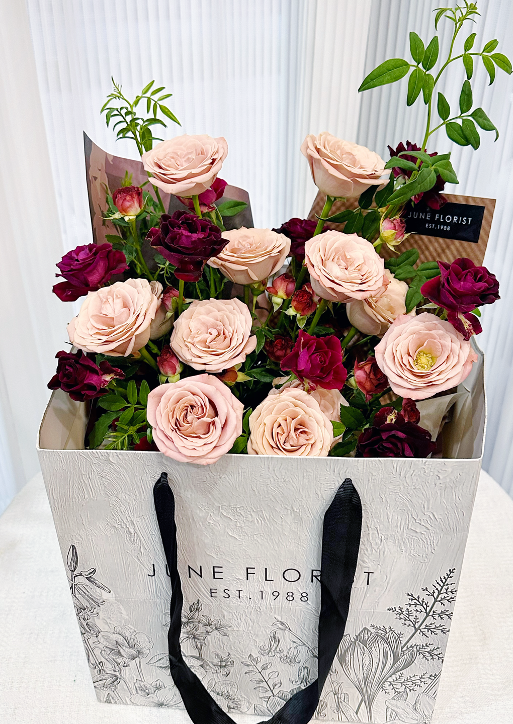 FLOWER BOUQUET ( cappuccino roses) 032