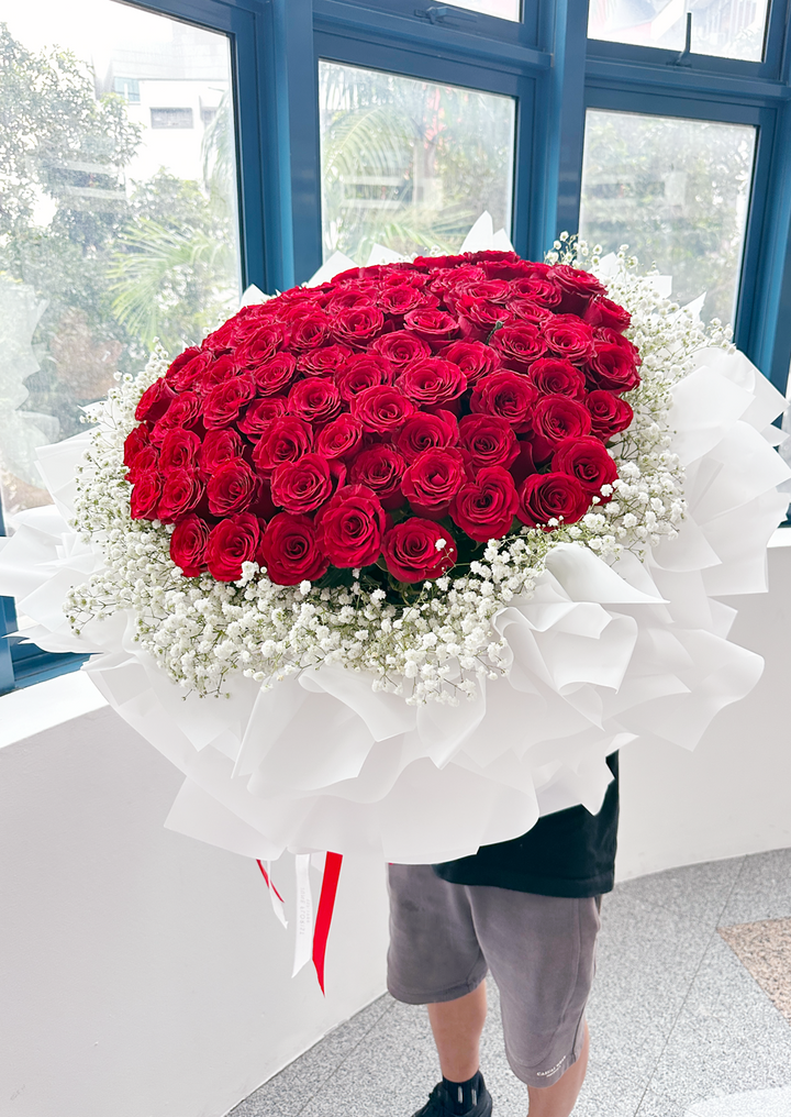 99 red roses